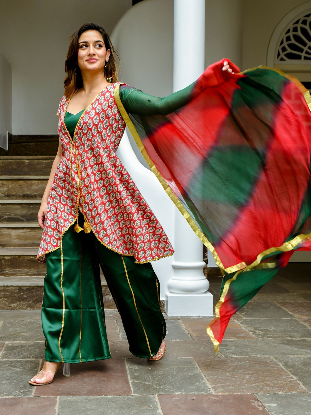 

ASHEERA Women Ethnic Motifs Printed Regular Gotta Patti Pure Cotton Kurta with Palazzos & With Dupatta, Red