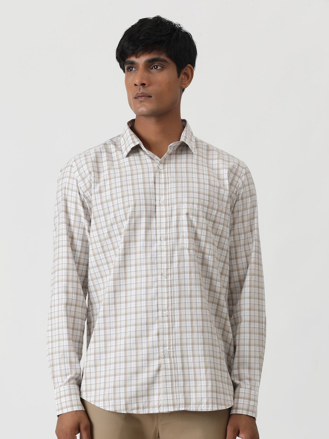 

Greenfibre Men Opaque Checked Casual Shirt, Grey