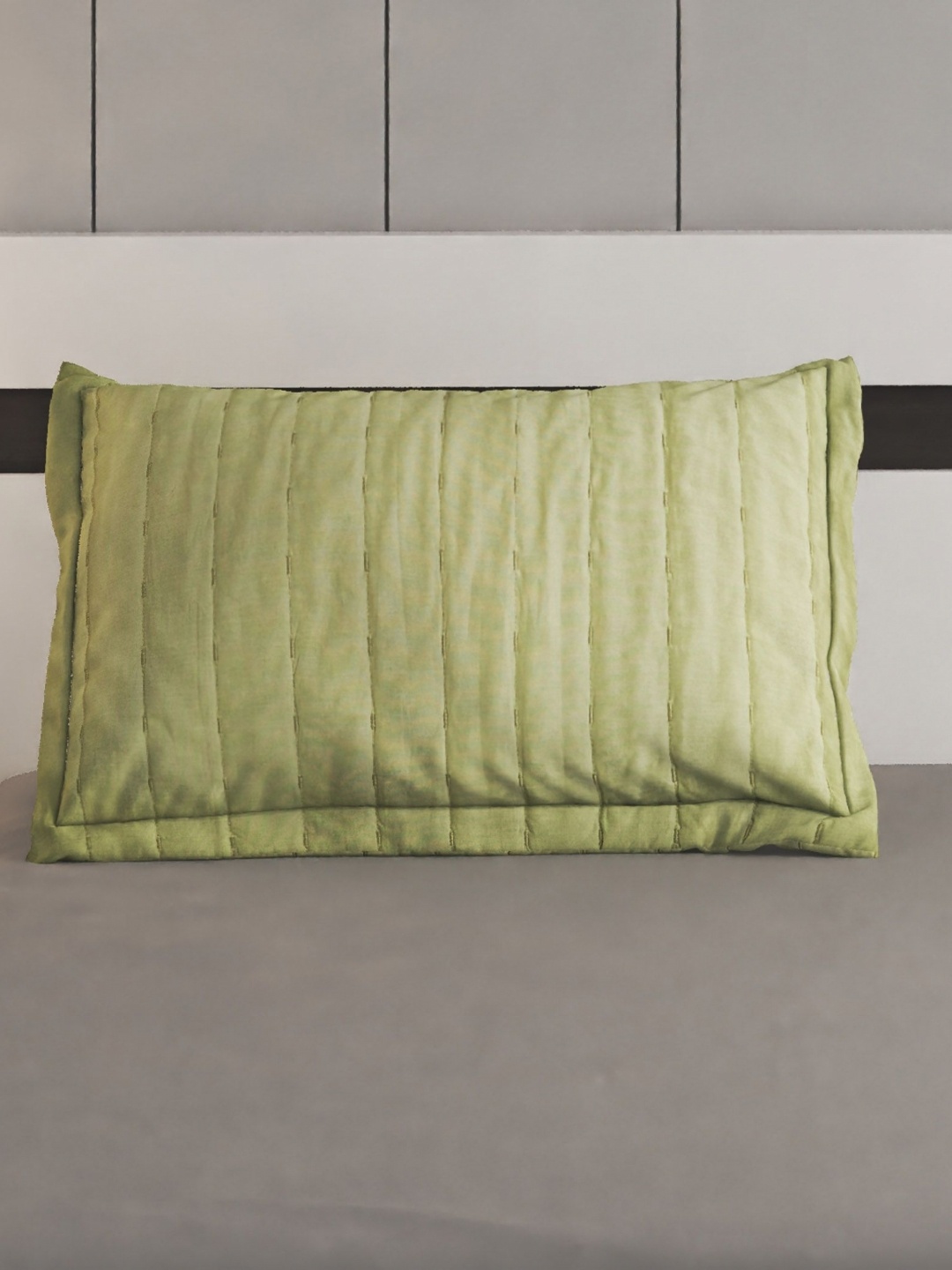 

Home Centre Green 1 Pieces Striped Pure Cotton Square Pillow Covers