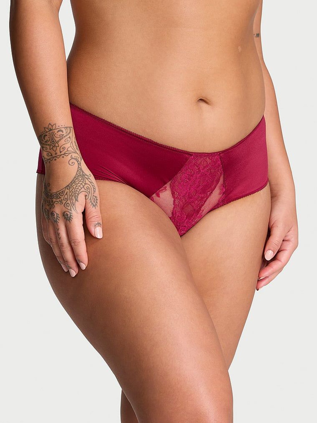 

Victoria's Secret Women Low-Rise Basic Brief, Red