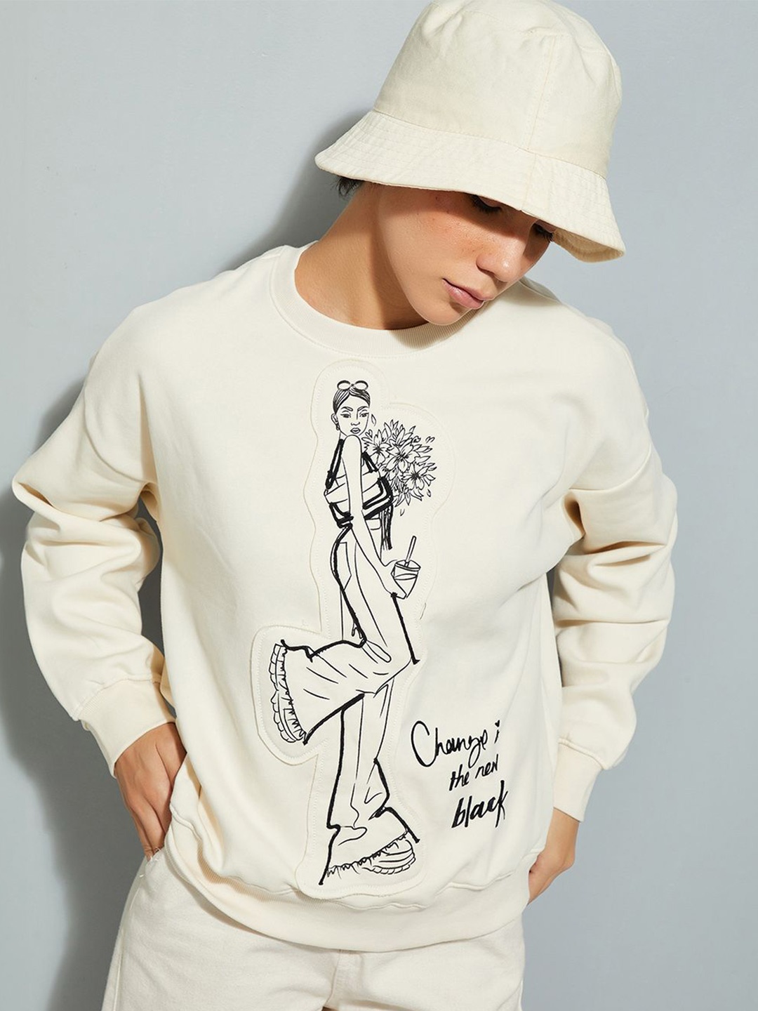 

MAX ALAYA F x URB_N Women Printed Applique Sweatshirt, Beige