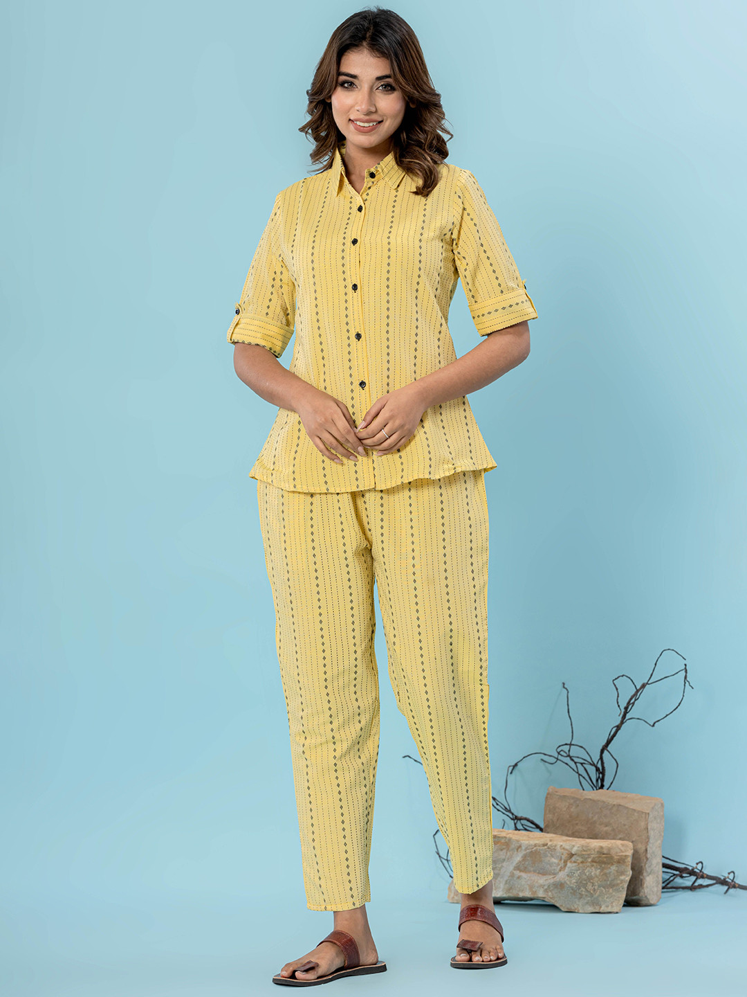

HEARTLOOM Women Co-Ords, Yellow