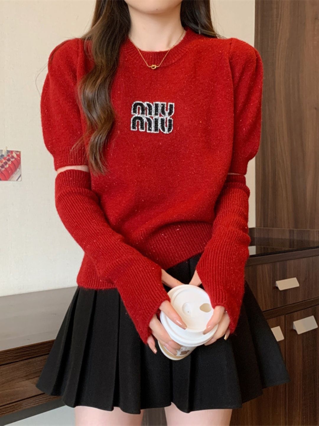 

KPOP Women Round Neck Long Sleeves Typography Printed Top, Red