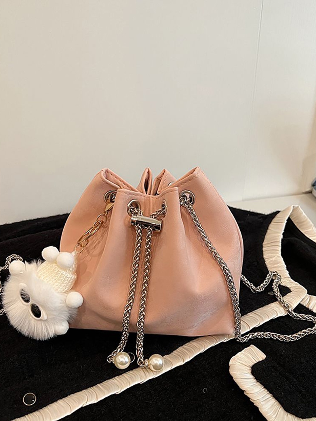 

StyleCast x Revolte PU Swagger Handheld Bag, Pink