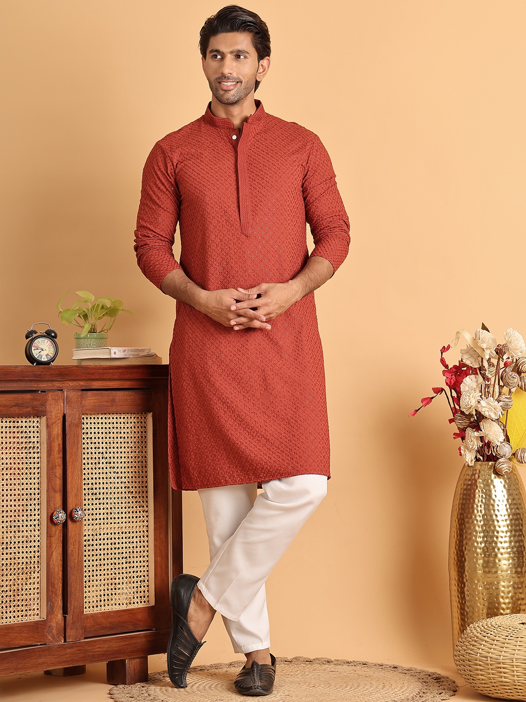 

Jompers Men Embroidered Regular Sequinned Kurta with Pyjamas, Rust