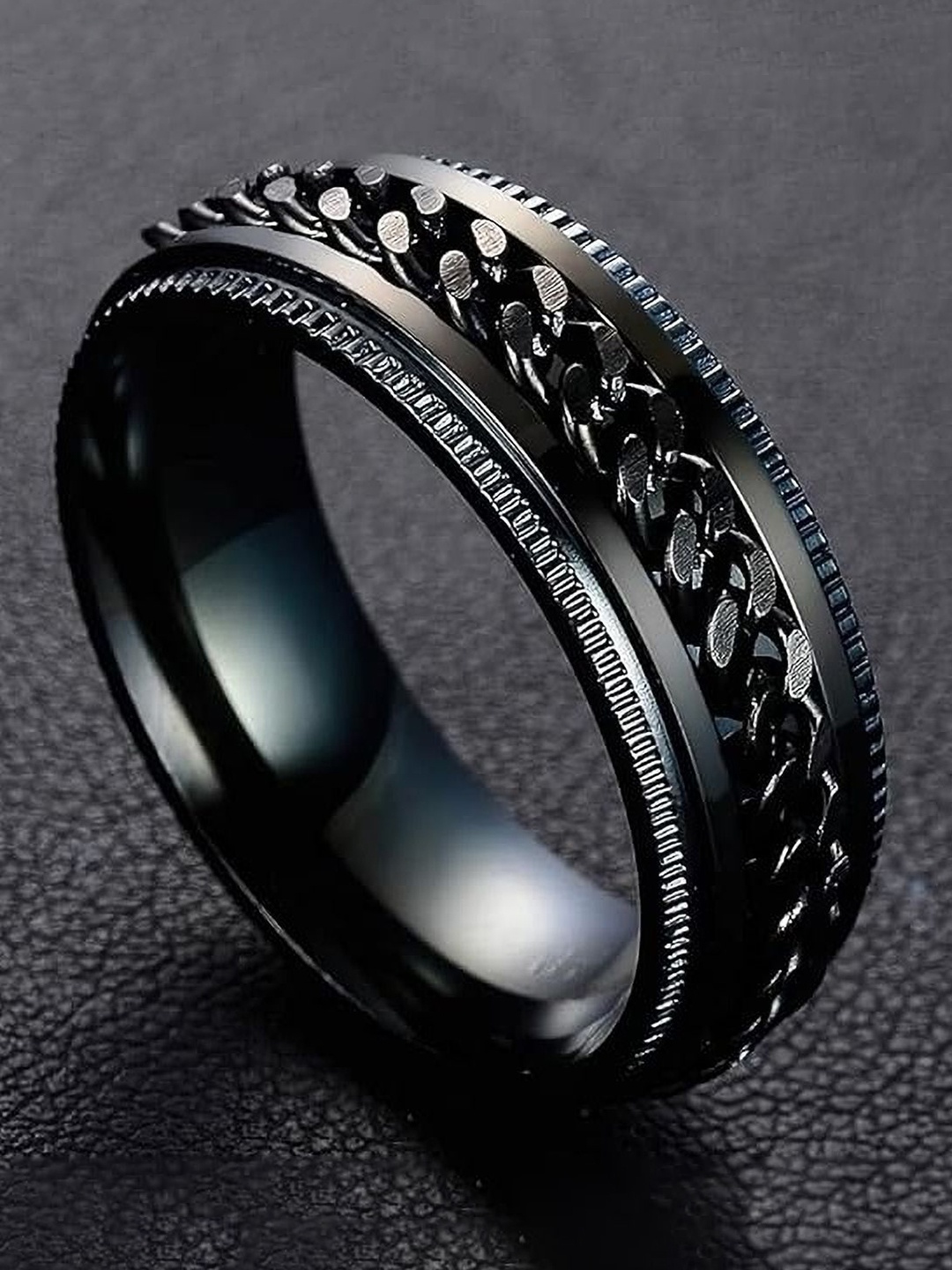 

Lila Chain Rotatable Finger Rings, Black
