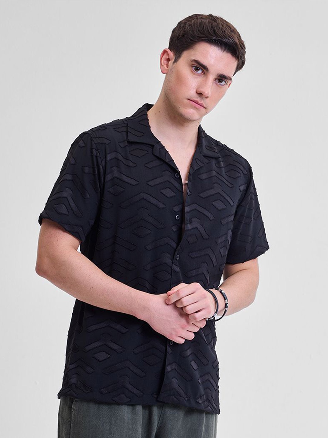 

Snitch Men Smart Slim Fit Opaque Printed Casual Shirt, Black
