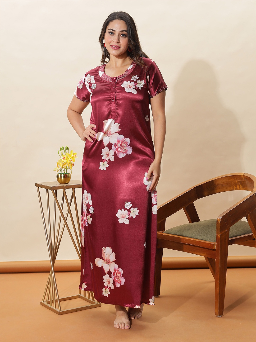 

9shines Label Women Printed Maxi Nightdress, Red