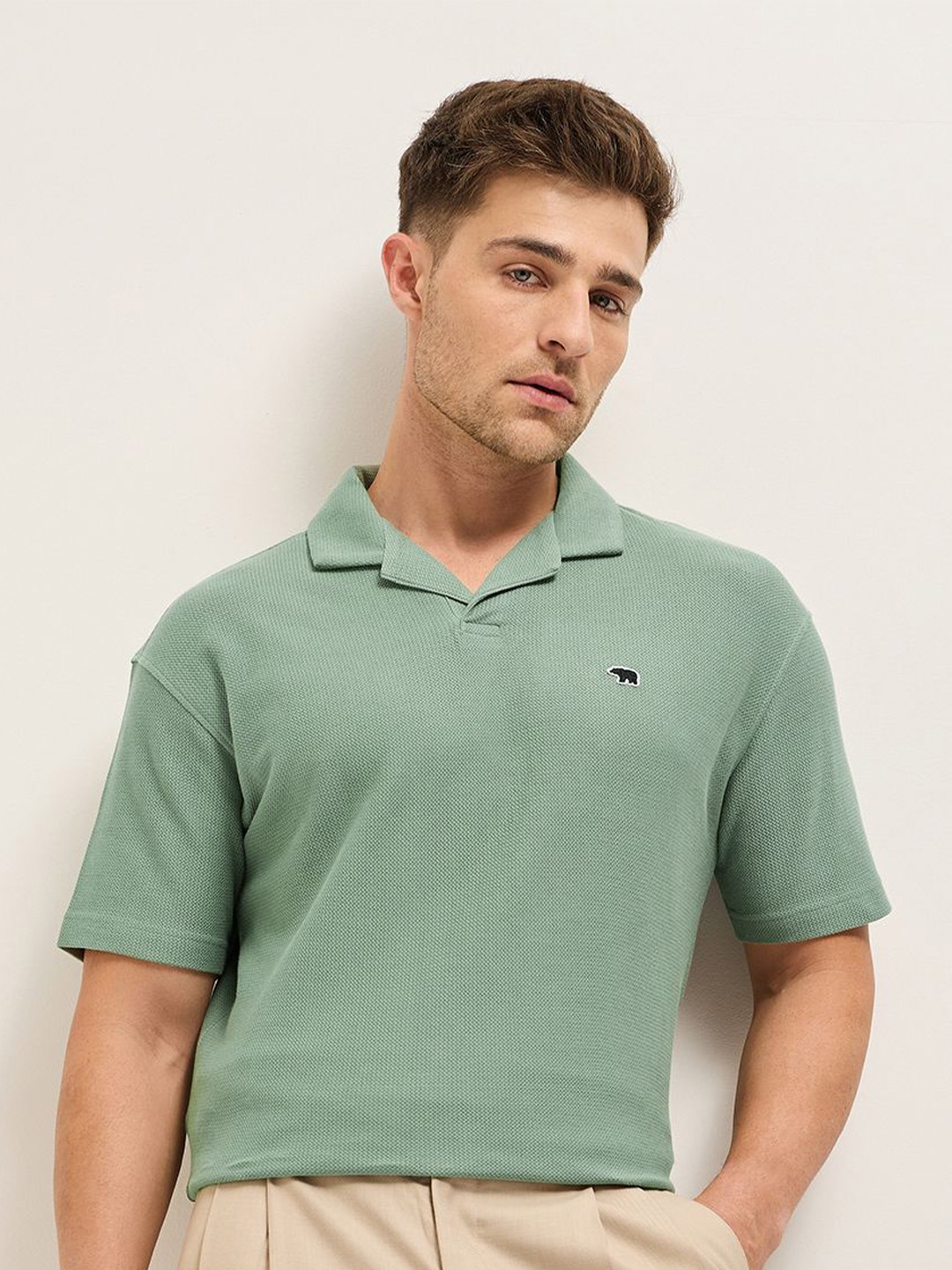 

THE BEAR HOUSE Men Polo Collar T-shirt, Green