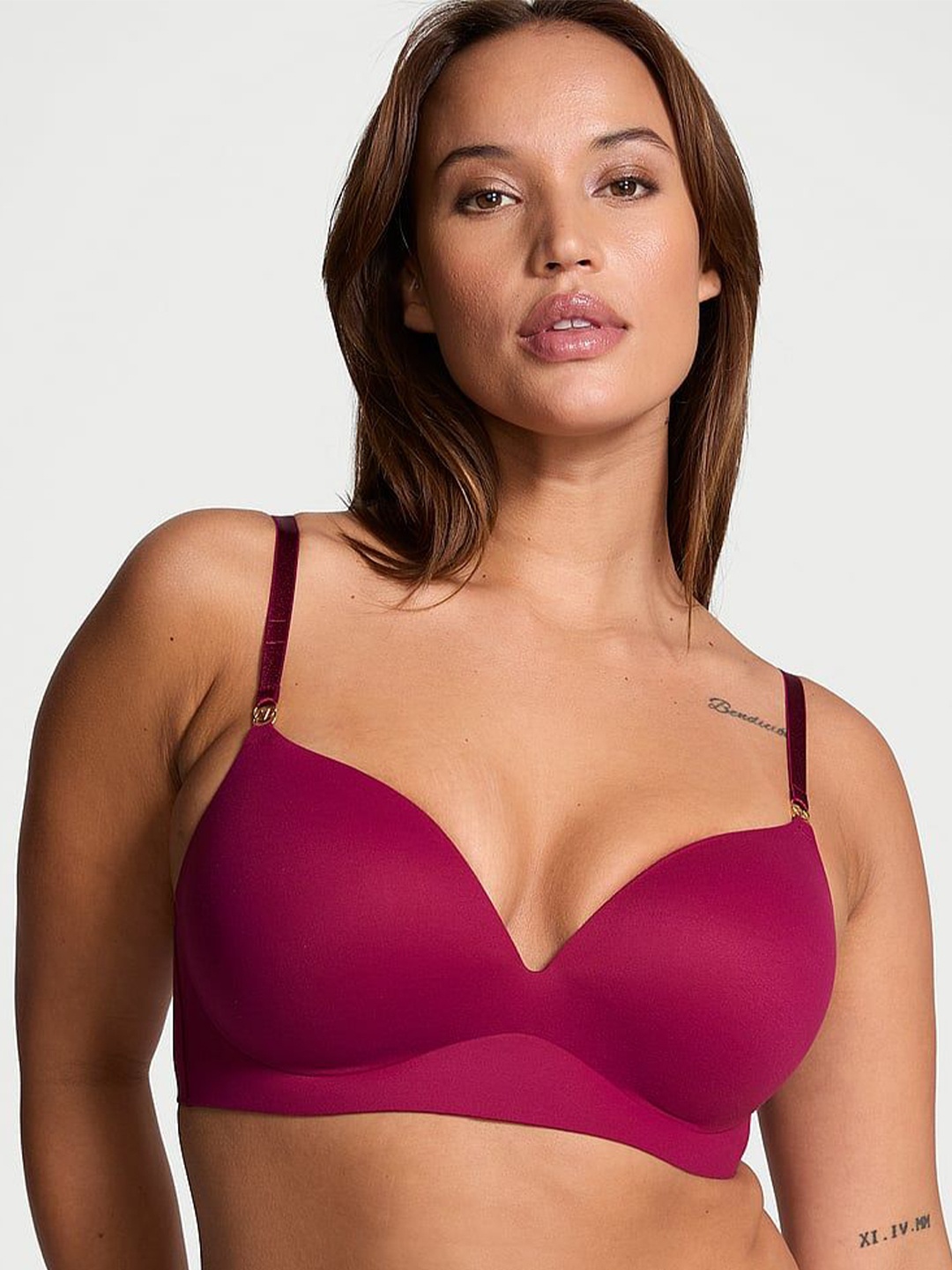 

Victoria's Secret Women Heavily Padded Wireless Plunge Bra, Pink
