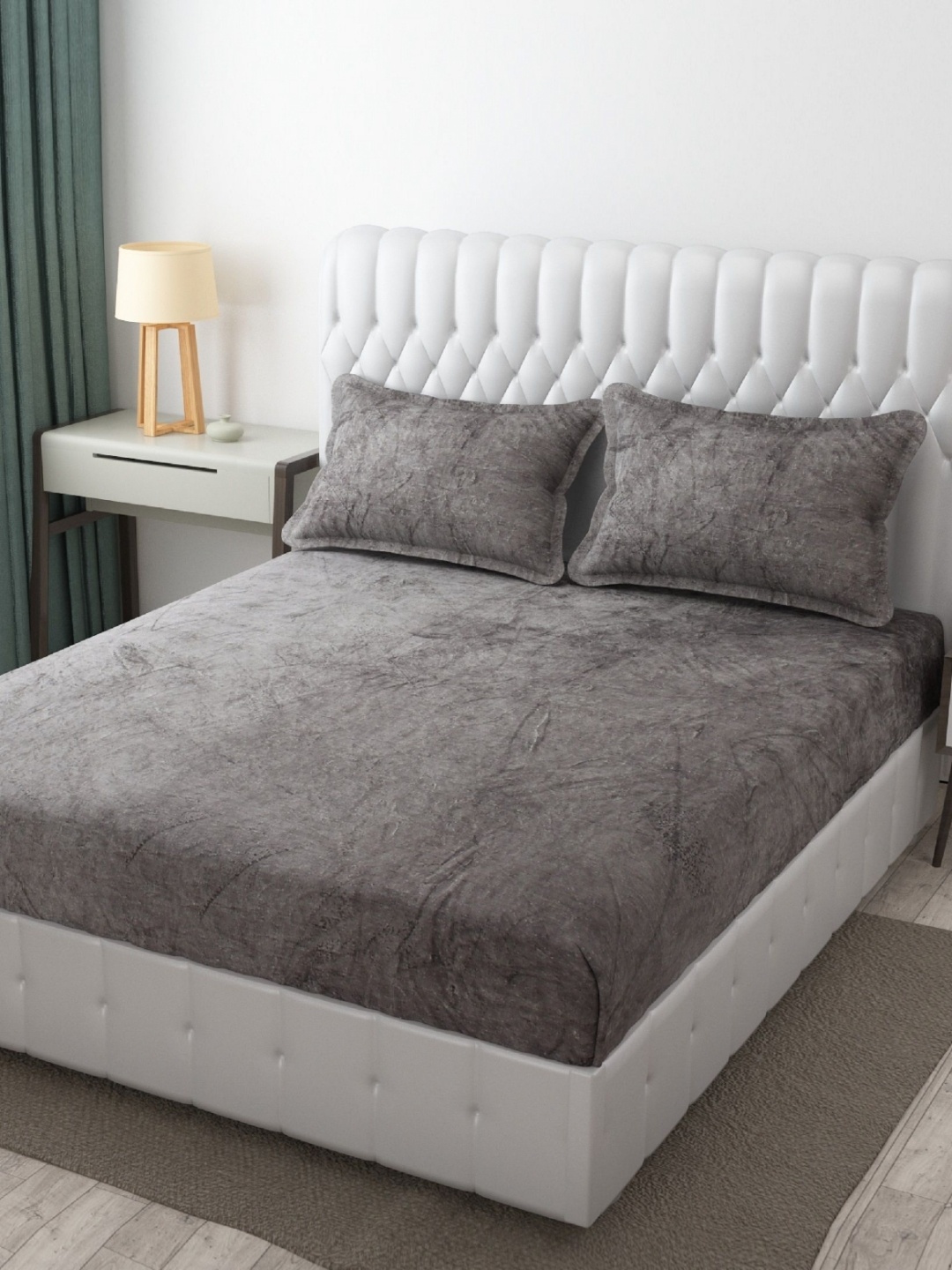 

AaHo Decor Grey Warm Flannel Fitted 200 TC King Size Bedsheet Set 1.83 m x 1.98 m x 25 cm