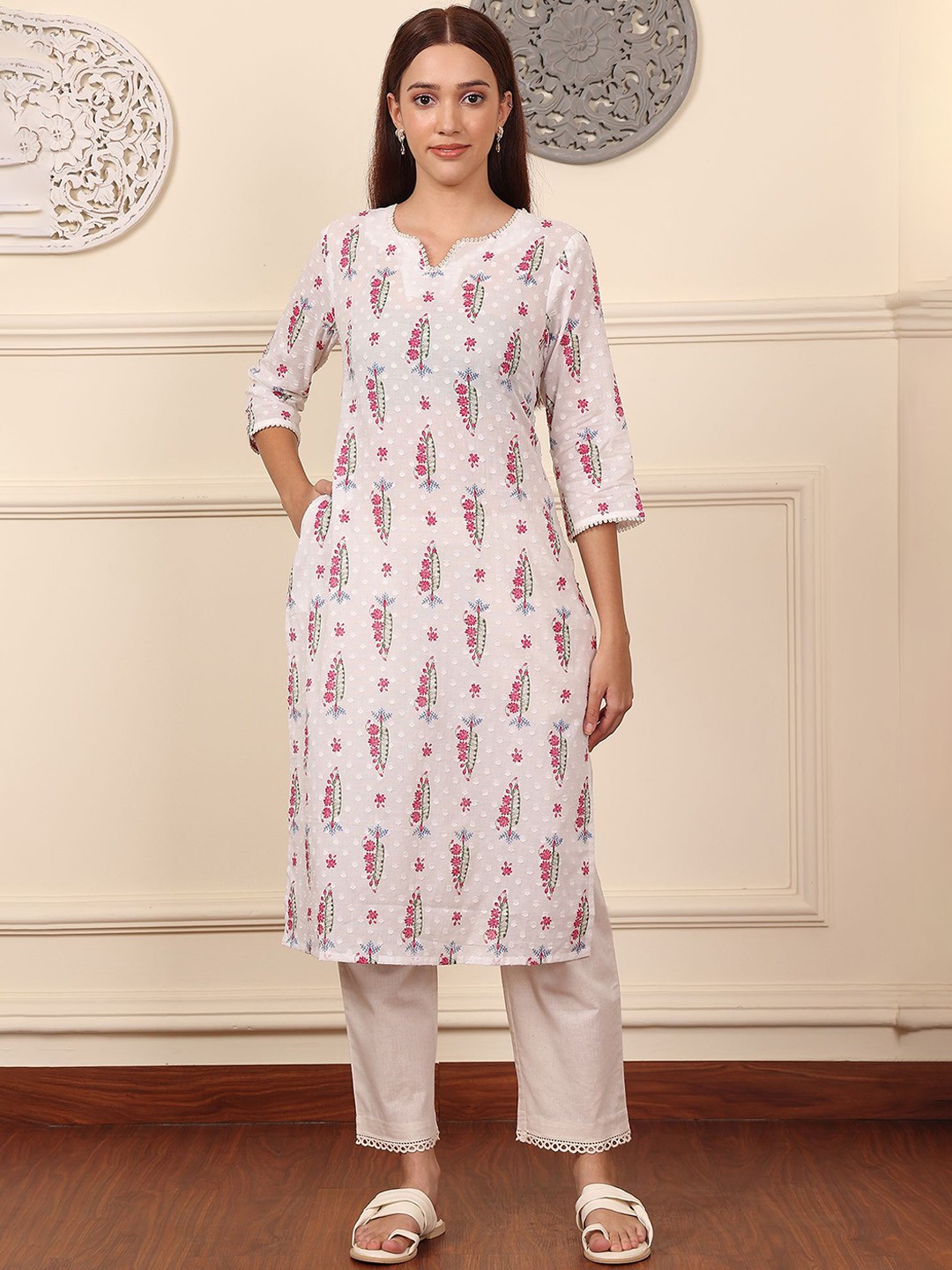 

W Women Floral Printed Sequinned Kurta, Off white