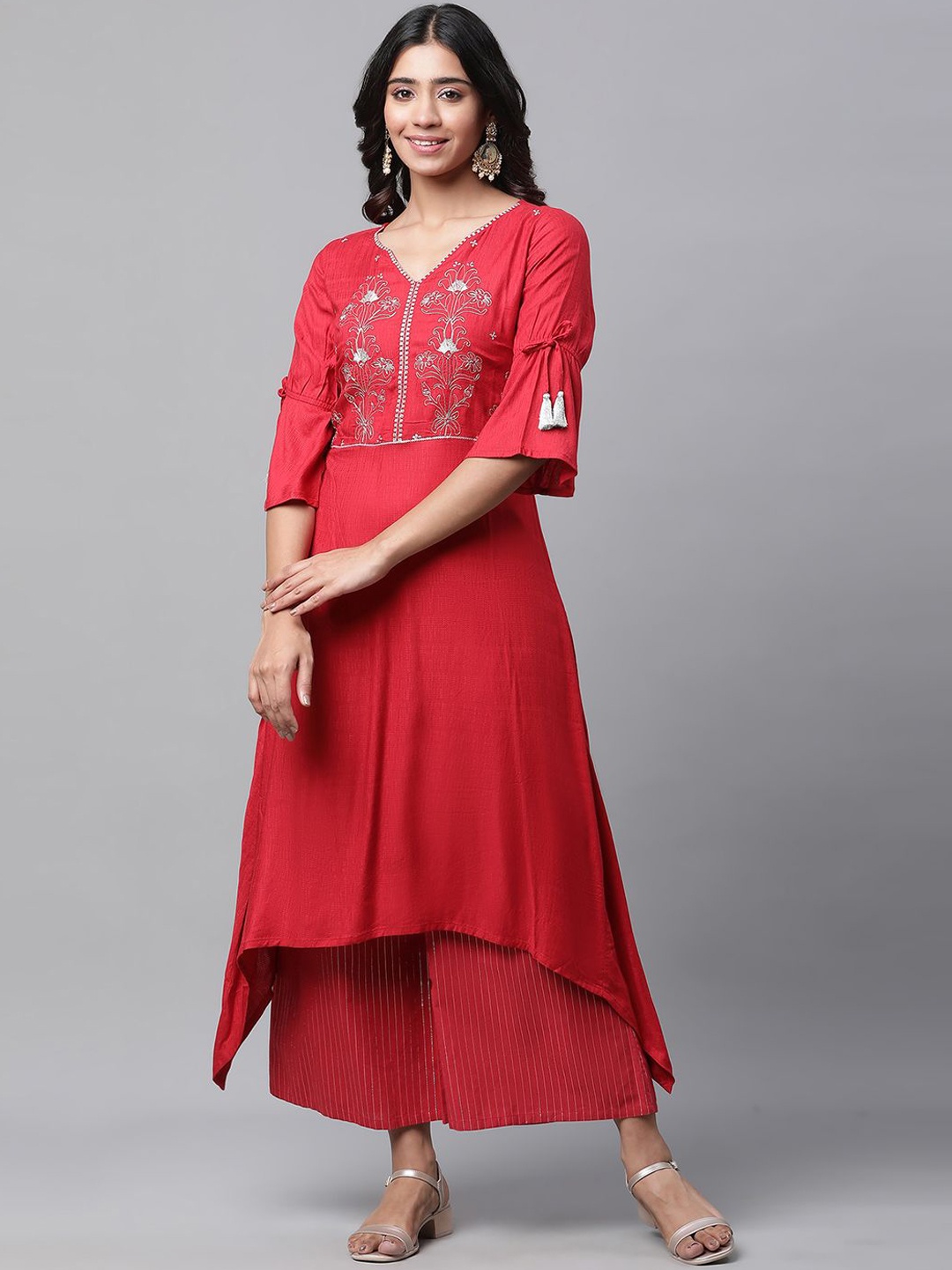 

AURELIA Women Floral Embroidered Regular Kurta with Palazzos, Red