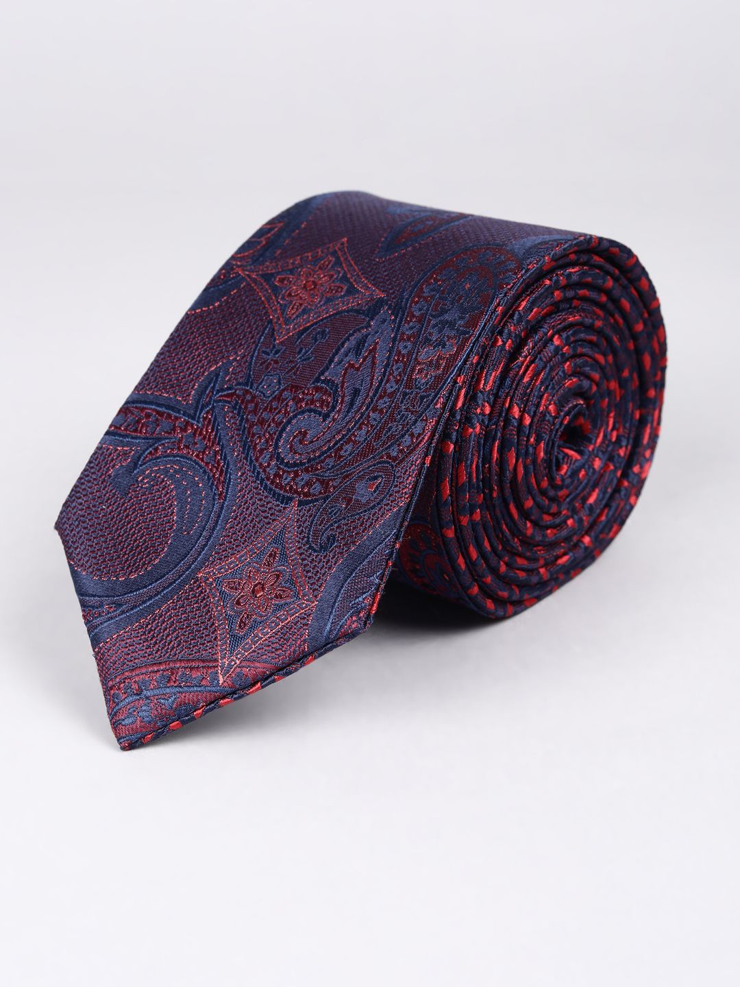 

Peter England Men Woven Design Ascot Tie, Maroon