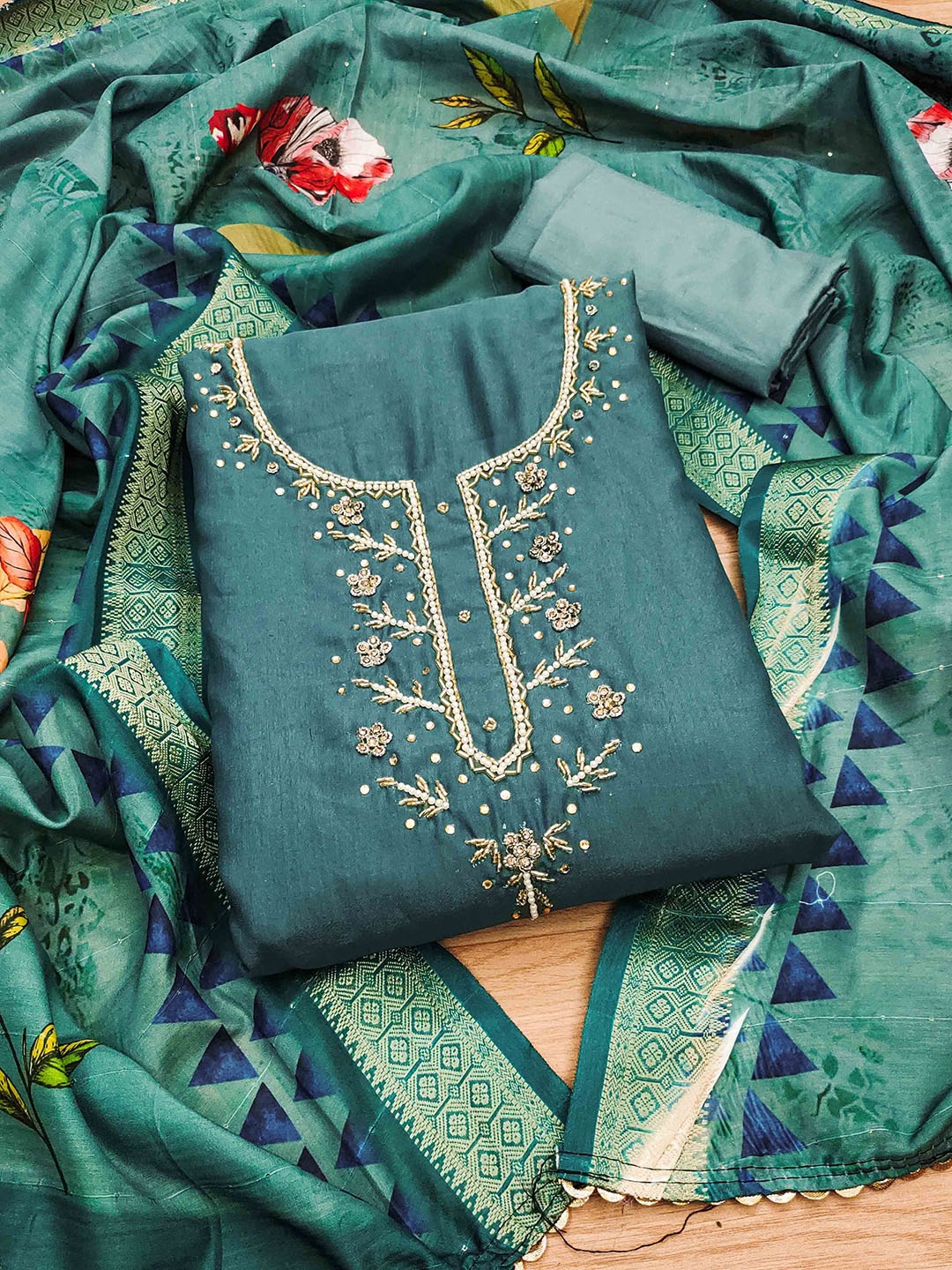 

KIMISHA Embellished Unstitched Dress Material, Green