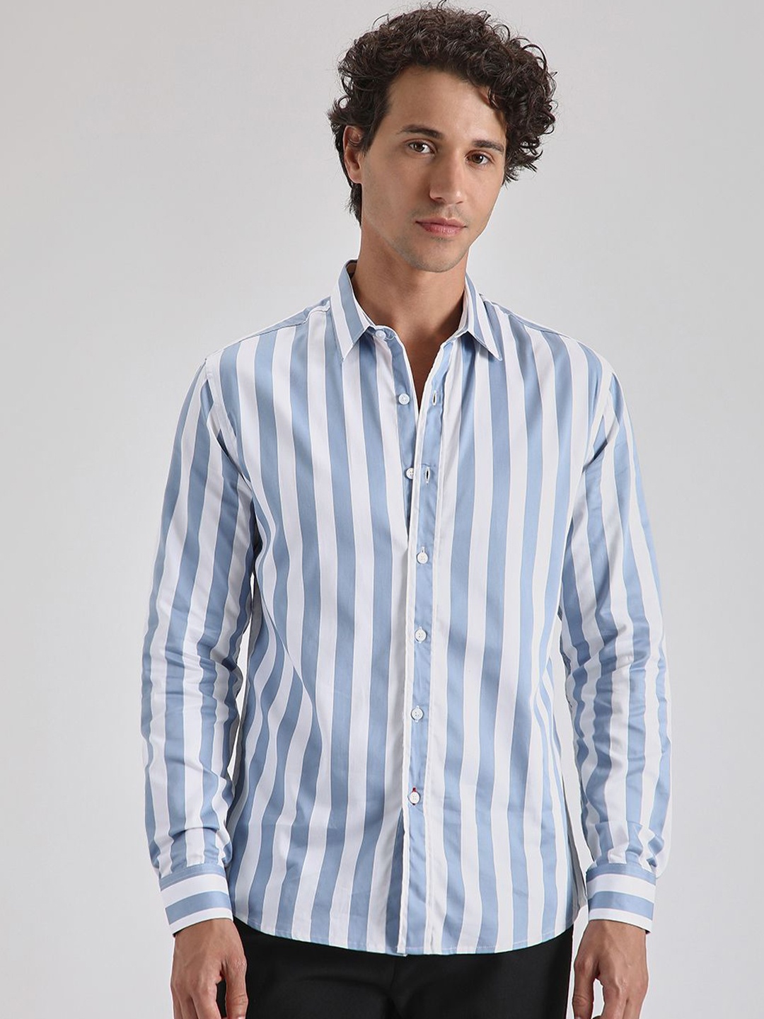 

Banana Club Men Classic Slim Fit Opaque Striped Casual Shirt, Blue