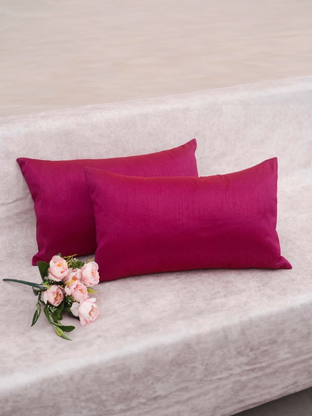 

RoyalDeco Magenta Set of 2 Rectangle Cushion Covers