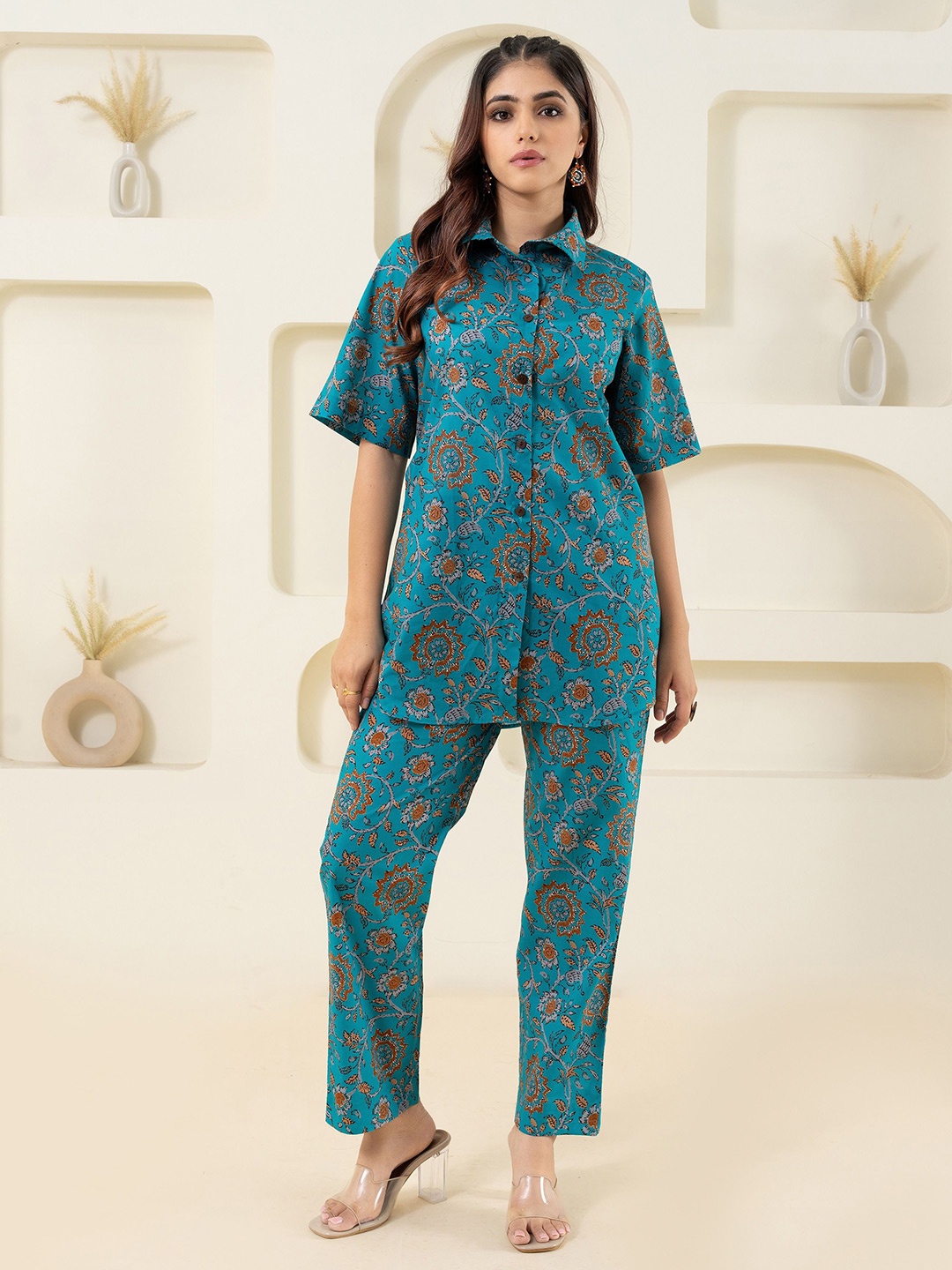 

GULABOSITABO Women Floral Printed Cotton Top, Teal