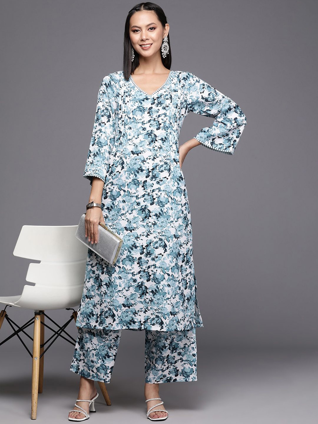 

KALINI Women Floral Printed Regular Silk Crepe Kurta with Trousers, White