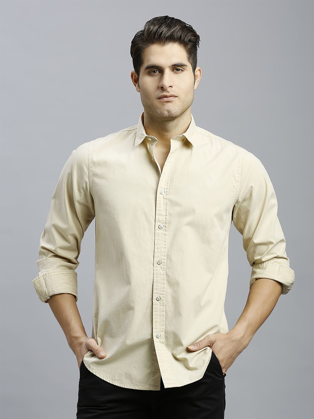

Reid & Taylor Men Slim Fit Opaque Casual Shirt, Beige