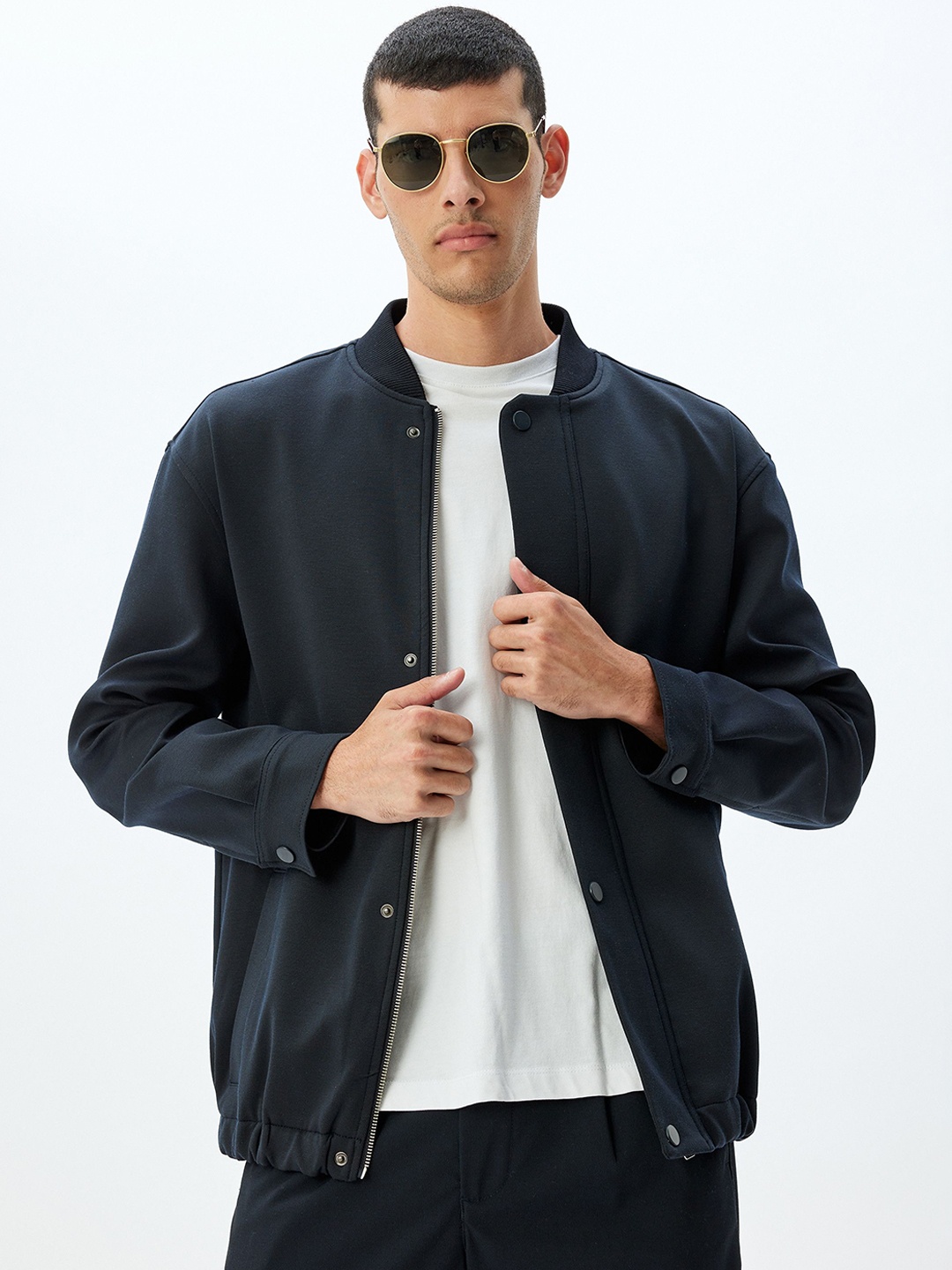 

Koton Men Colourblocked Bomber Jacket, Navy blue