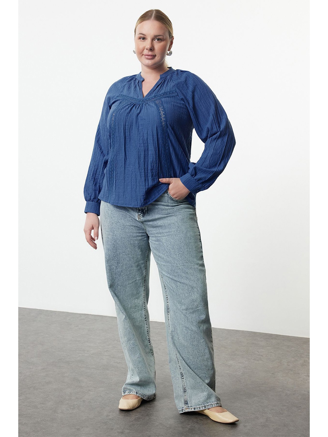 

Trendyol Women Plus Size Mandarin Collar Long Sleeves Top, Blue