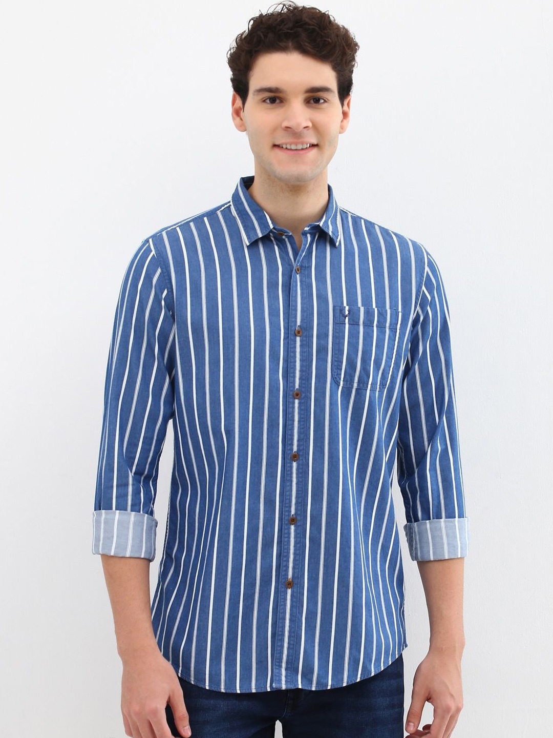 

Allen Solly Men Custom Opaque Striped Casual Shirt, Blue