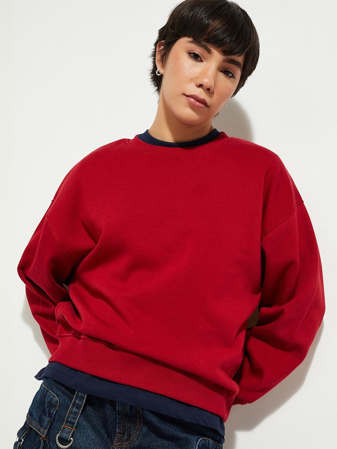 

MAX URB_N Women Solid Oversized Sweatshirt, Red
