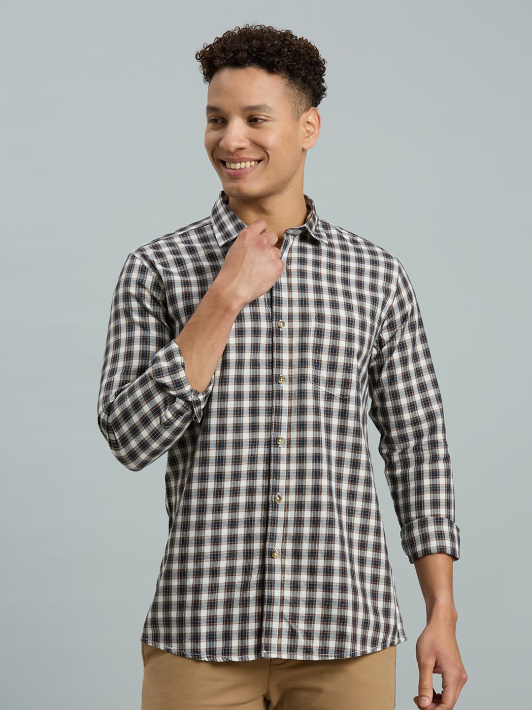 

Reid & Taylor Men Slim Fit Gingham Checks Opaque Checked Casual Shirt, White