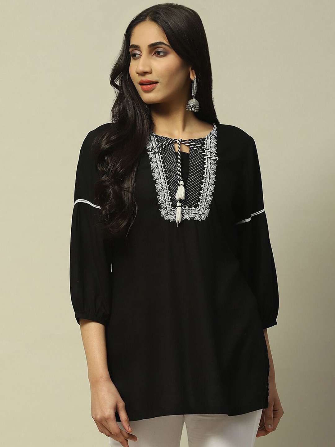 

Rangriti Women Ethnic Motifs Tie-Up Neck Straight Kurti, Black