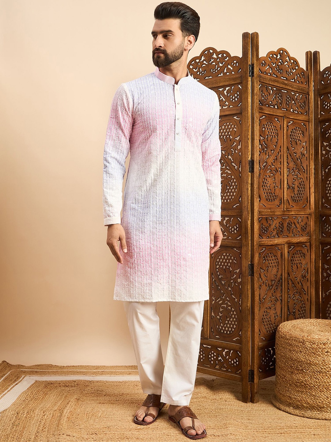 

HERE&NOW Men Printed Thread Work Kurta, Pink