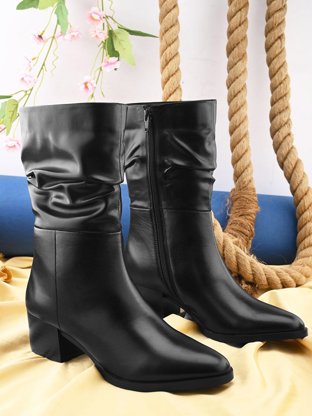 

Roadster Women Block Heel High-Top Slouchy Boots, Black