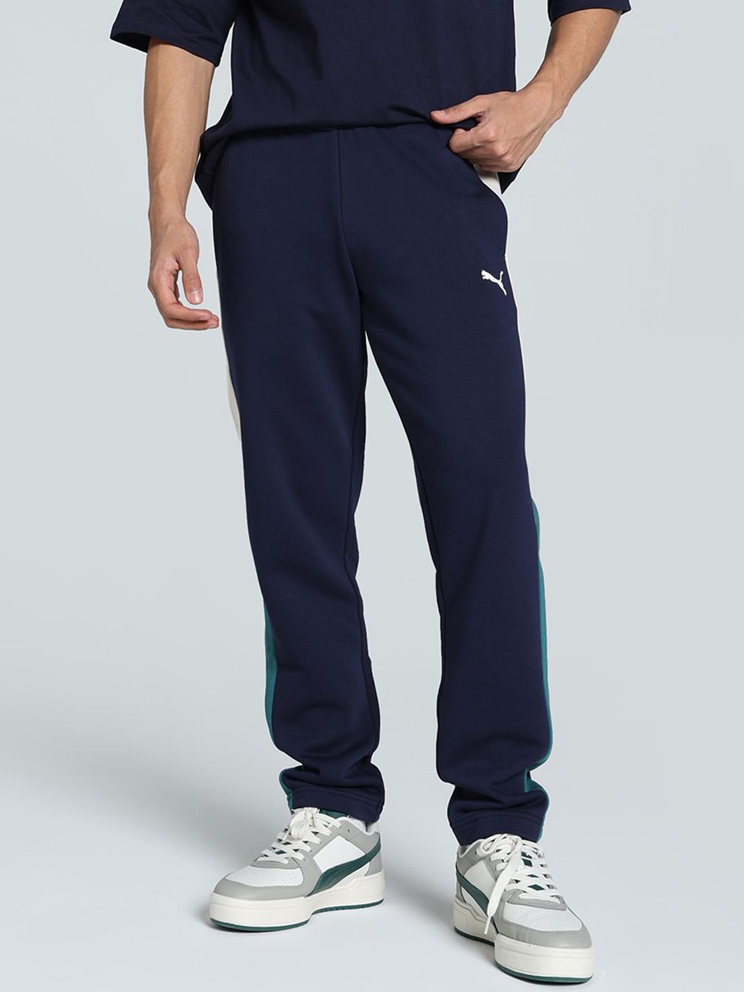 

Puma Men Colorblocked Cotton Knitted Track Pant, Navy blue