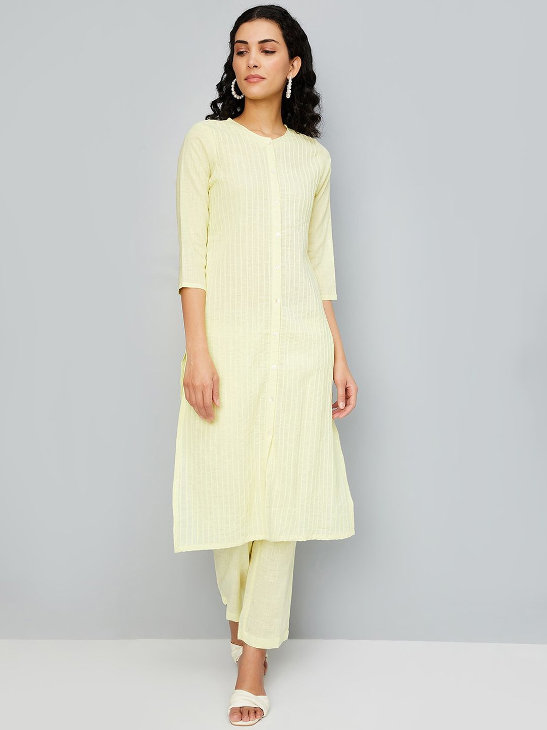 

max Women Regular Kurta with Trousers & With Dupatta, Yellow