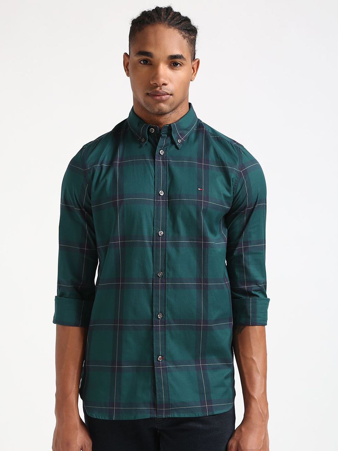 

Tommy Hilfiger Men Slim Fit Opaque Checked Casual Shirt, Green
