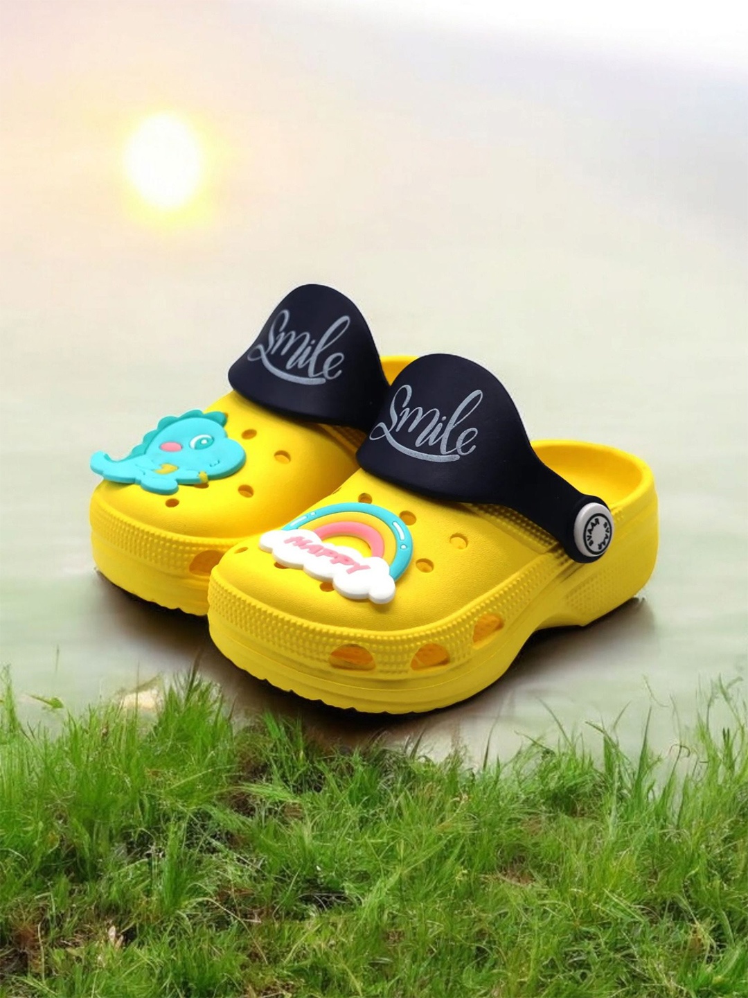 

Svaar Kids Rubber Clogs, Yellow