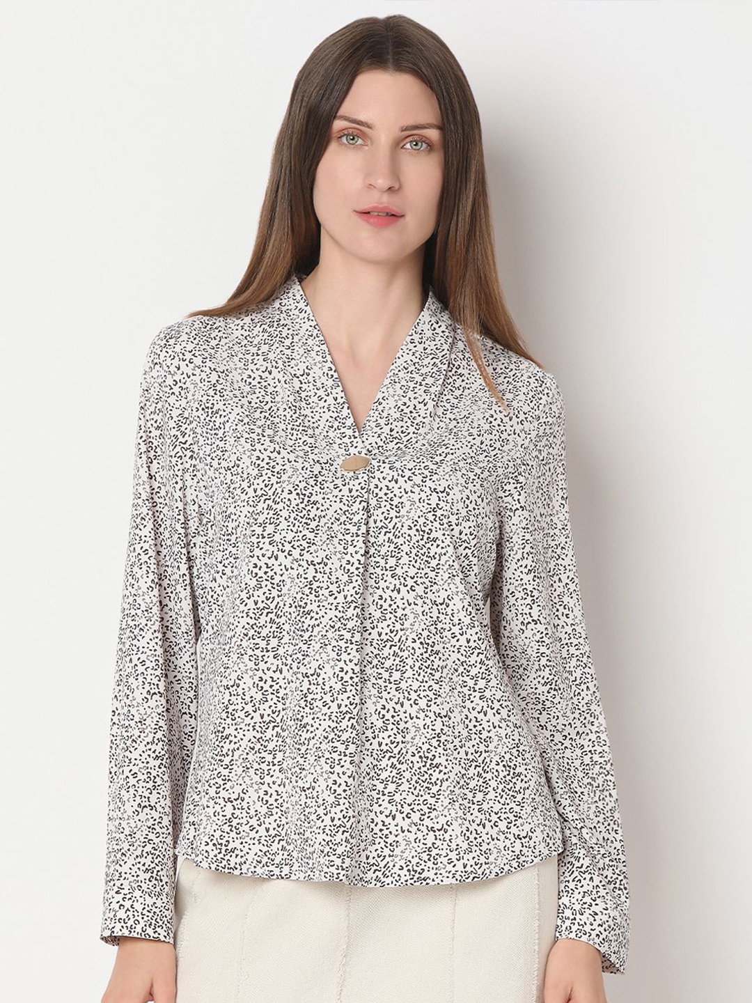 

Vero Moda Women Animal Printed V-neck Top, White