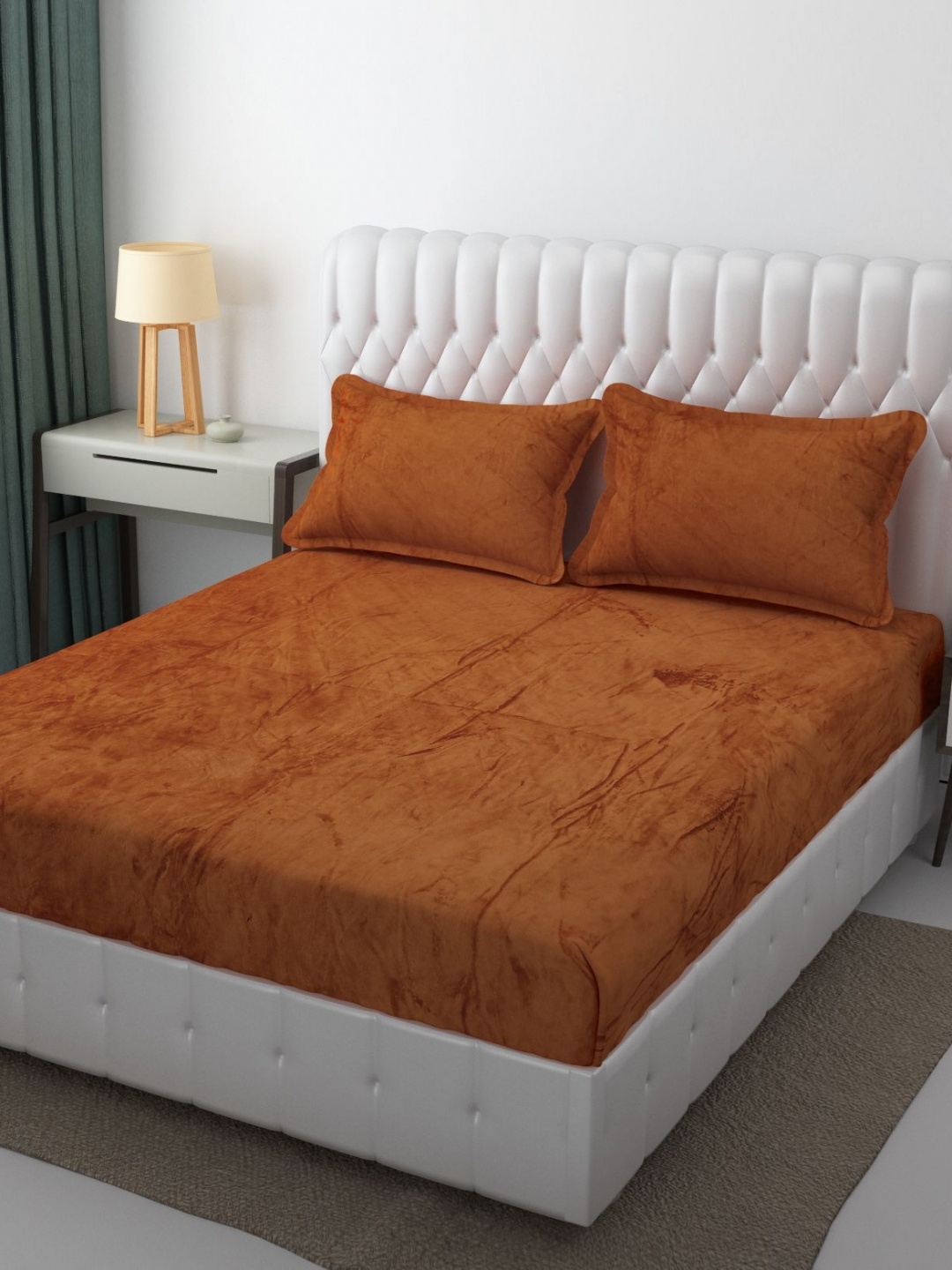 

AaHo Decor Brown Flannel Fitted 200 TC King Size Bedsheet Set 1.83 m x 1.99 m x 25 cm