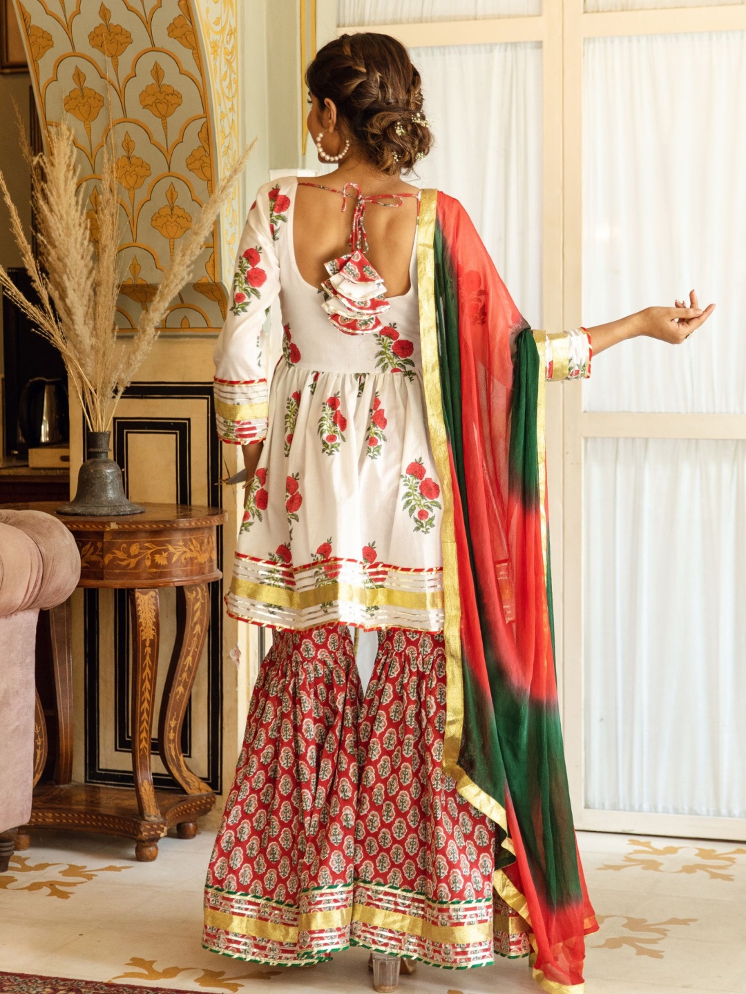 

ASHEERA Women Floral Printed Regular Gotta Patti Pure Cotton Kurta with Sharara & With Dupatta, White