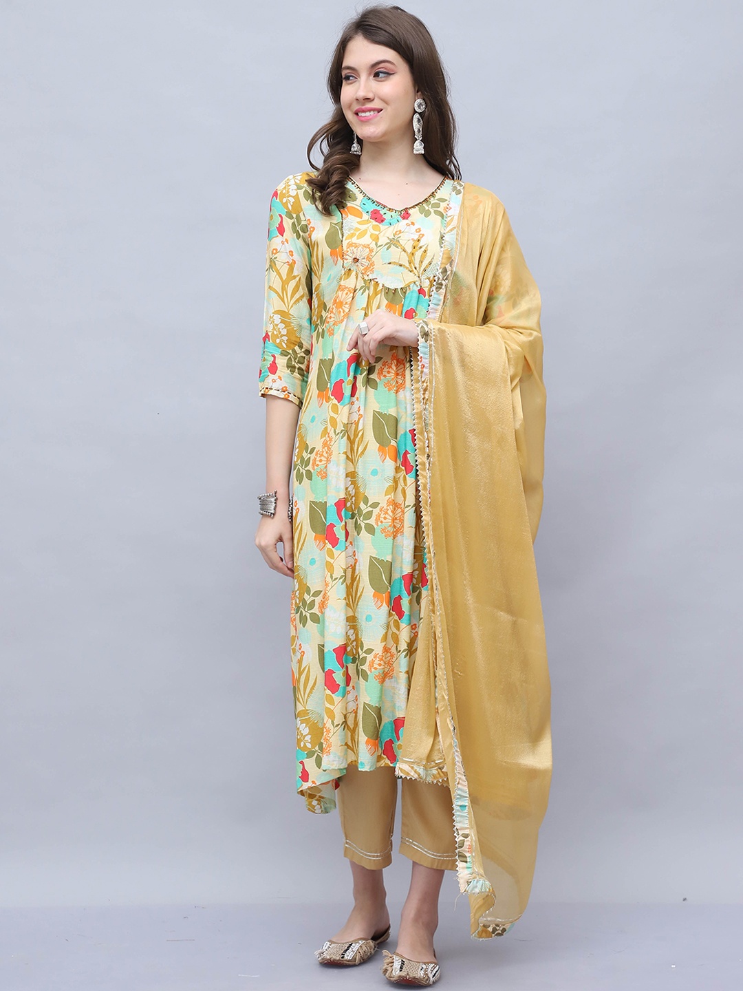 

Roly Poly Women Floral Printed Regular Kurti with Trousers & With Dupatta, Yellow