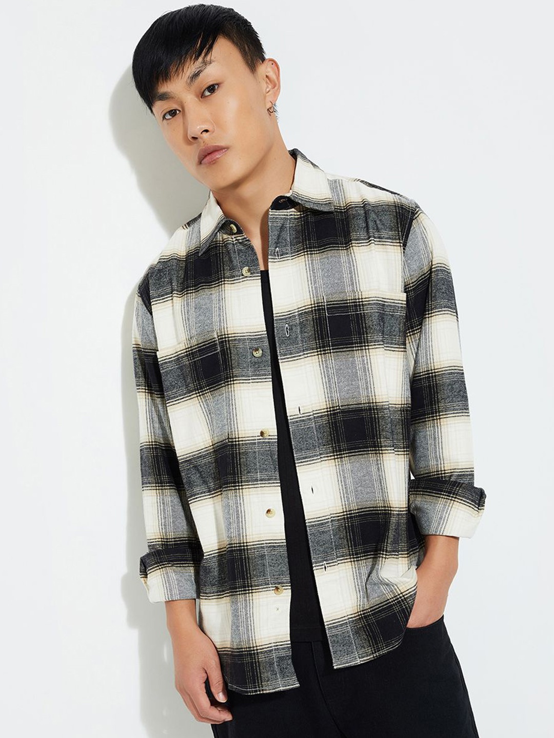 

max URB_N Men Regular Fit Checked Shirt, Black