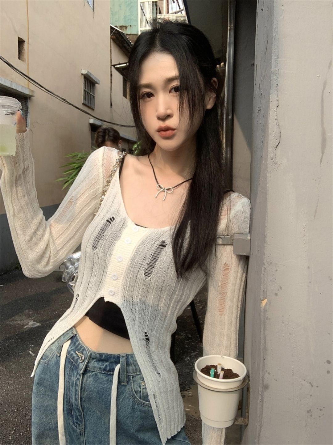 

KPOP Women Round Neck Extended Sleeves Top, White