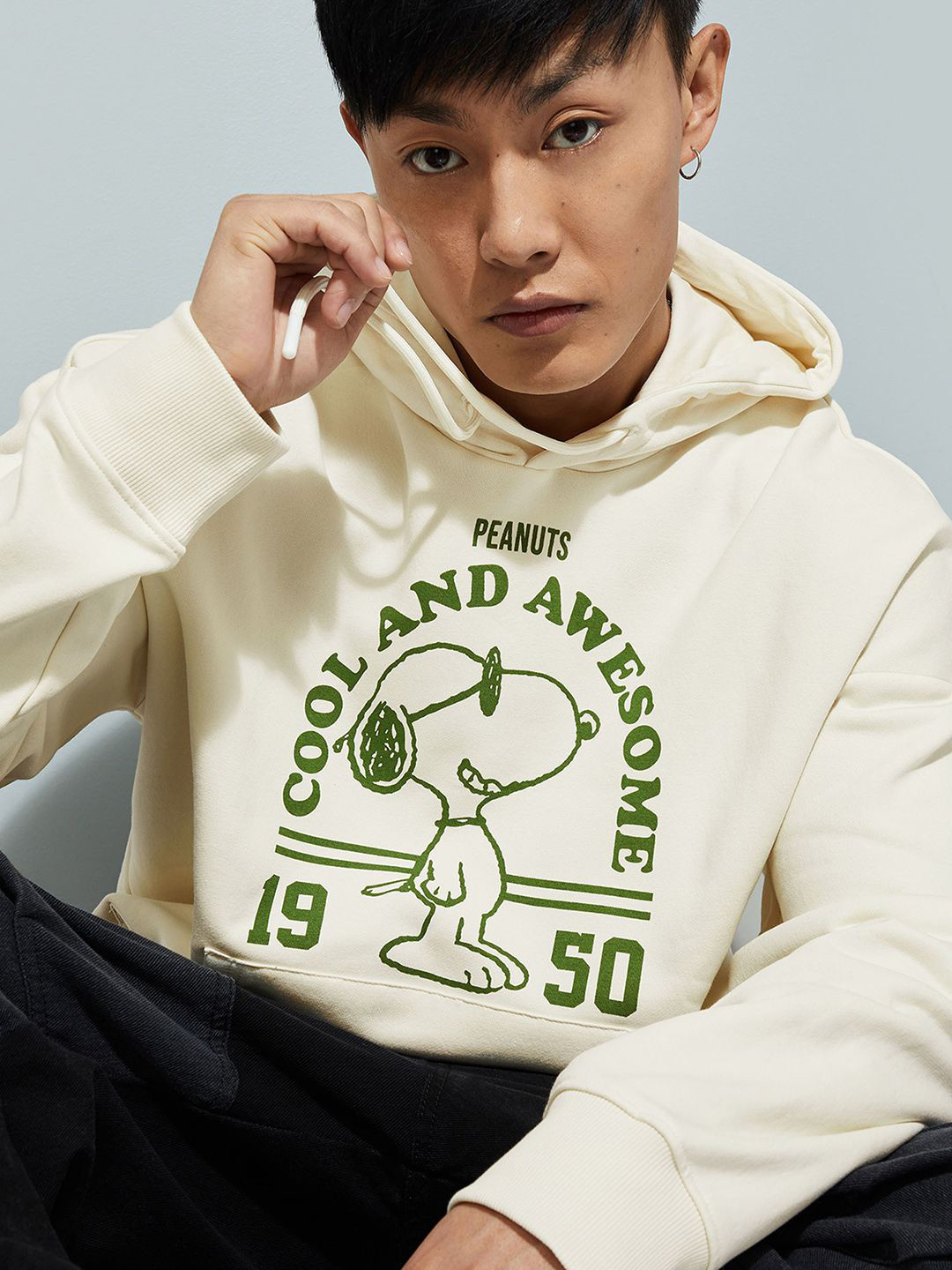 

Max Urb_N Men Oversized Snoopy Sweatshirt, Beige