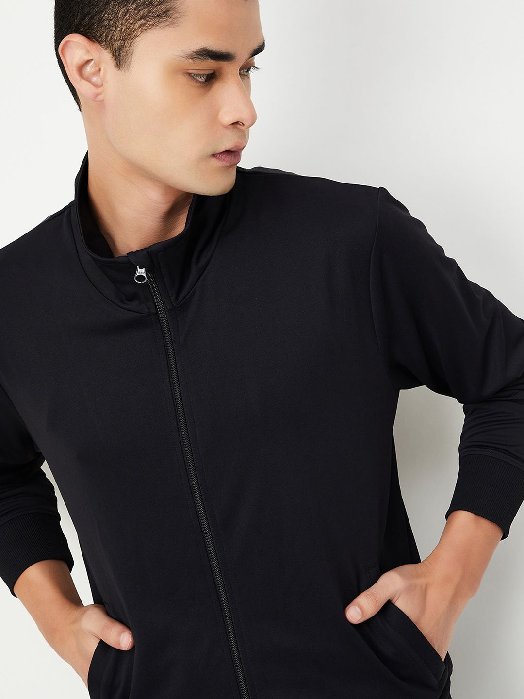 

max Men Mock Collar Front-Open Sweatshirt, Black