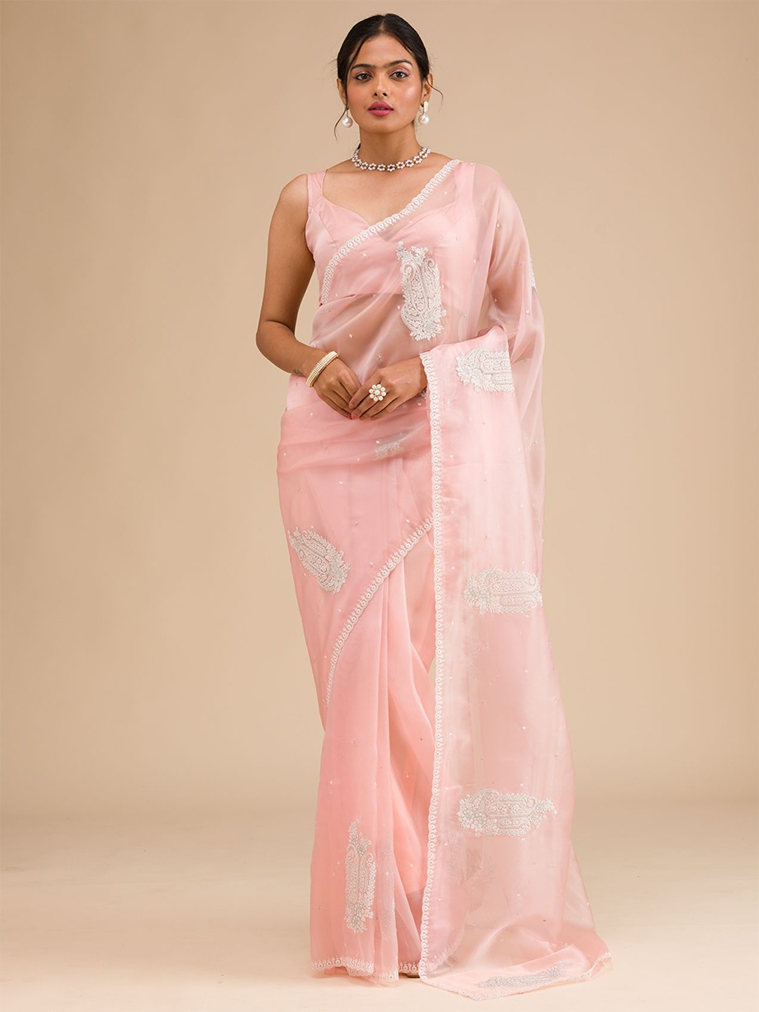 

Koskii Ethnic Motifs Embroidered Tissue Saree, Peach
