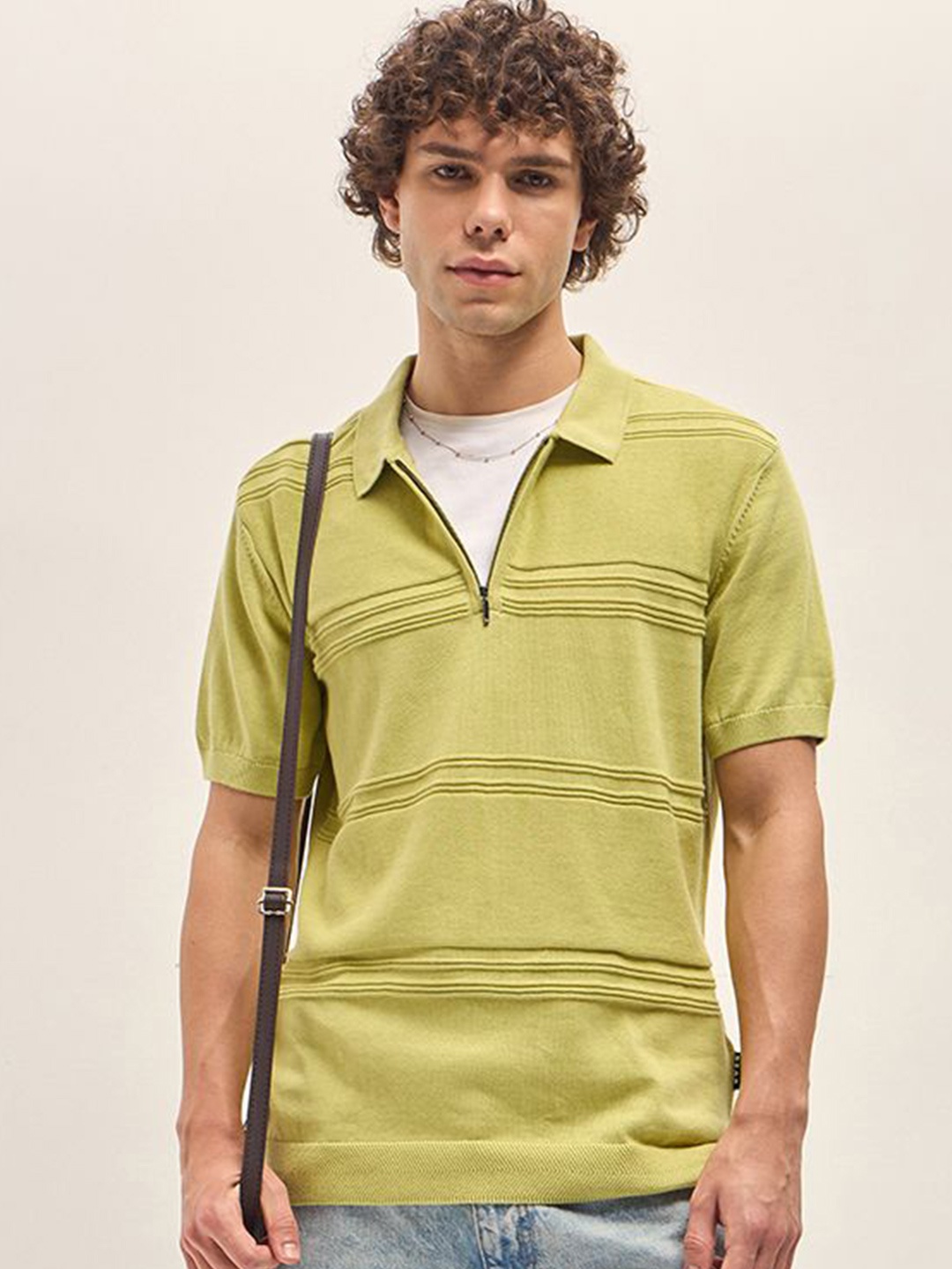 

THE BEAR HOUSE Men Polo Collar T-shirt, Green