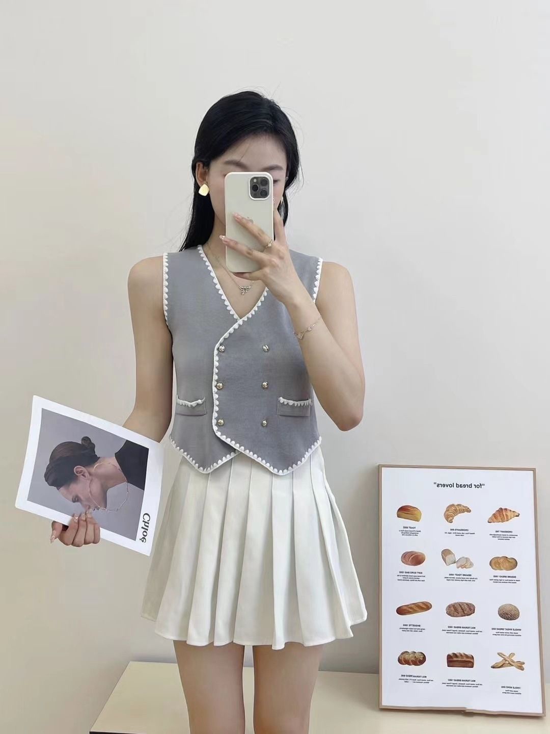 

KPOP Women Sleeveless Shirt Style Top, Grey