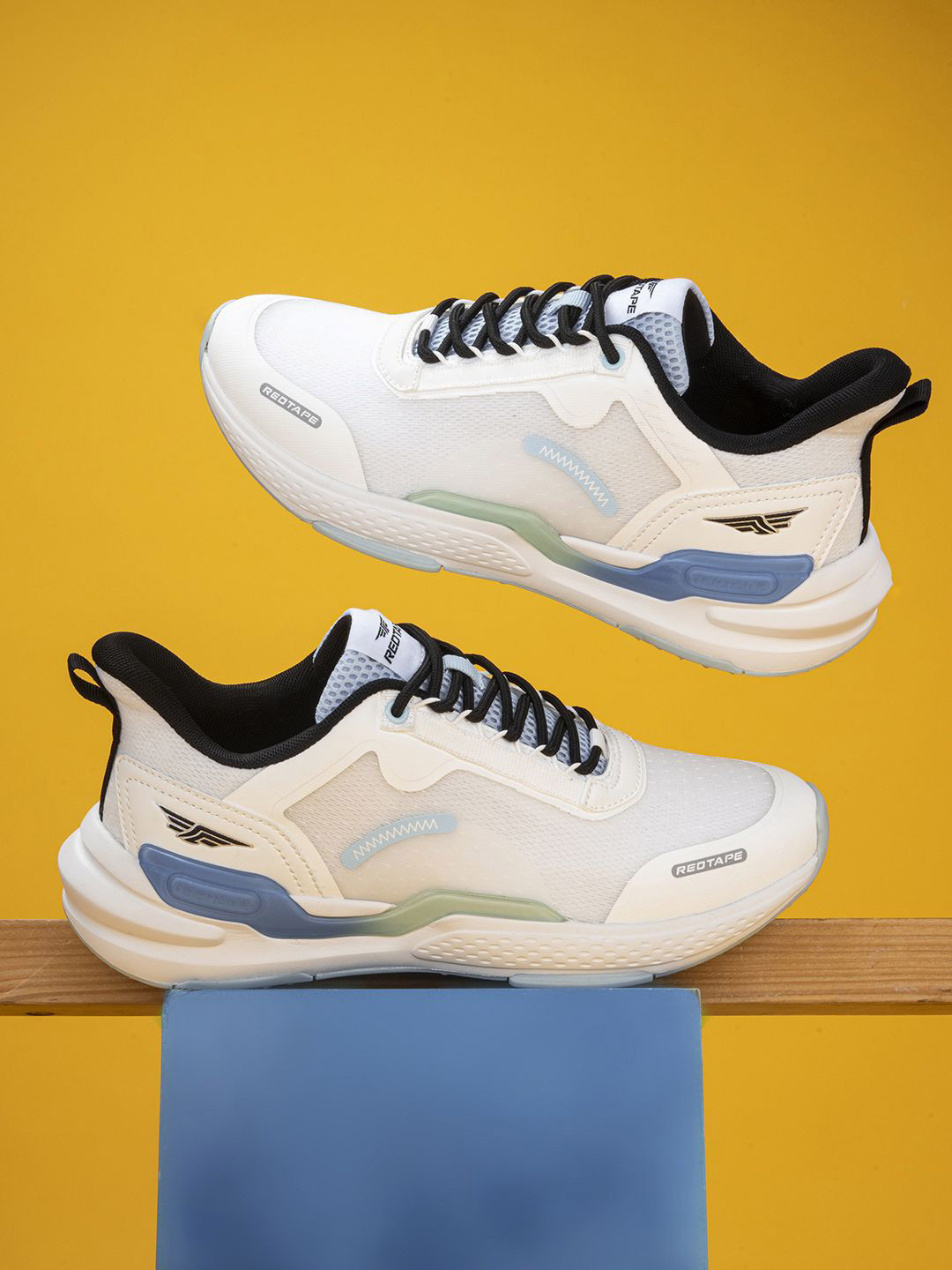 

Red Tape Men Mesh Walking Lace-Ups Shoes, White