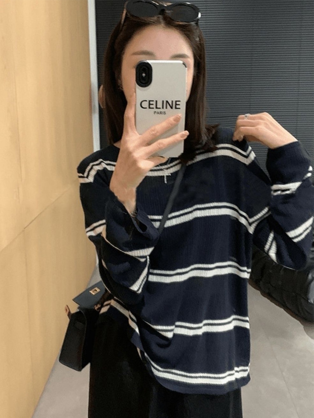 

KPOP Women Striped Boat Neck Linen Top, Black