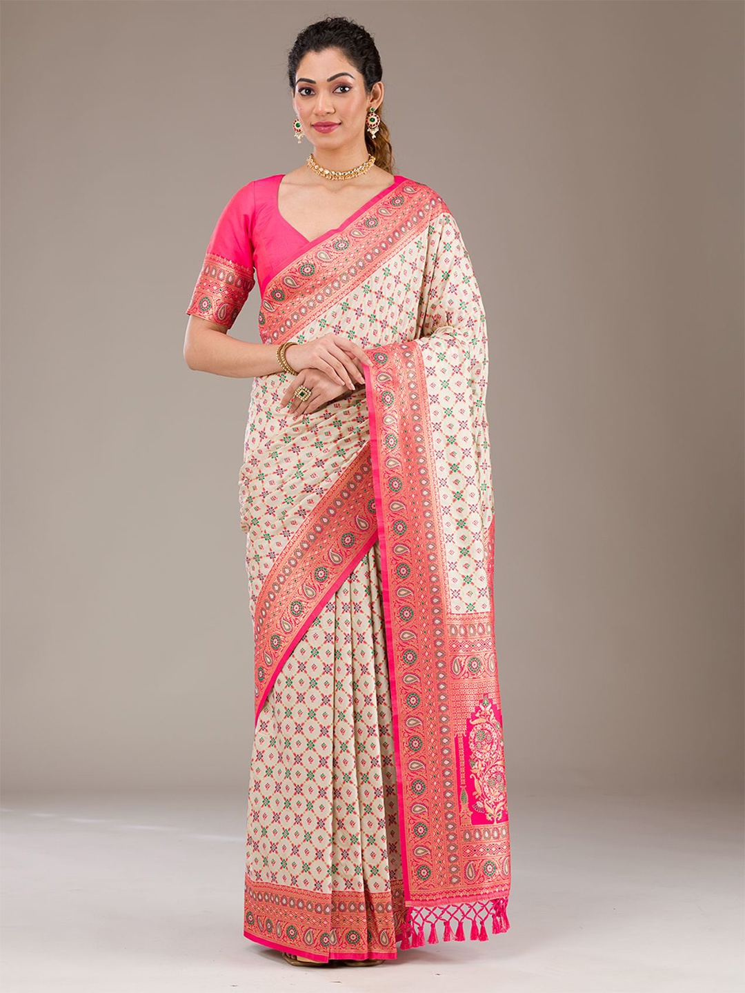 

Koskii Woven Design Zari Banarasi Saree, White